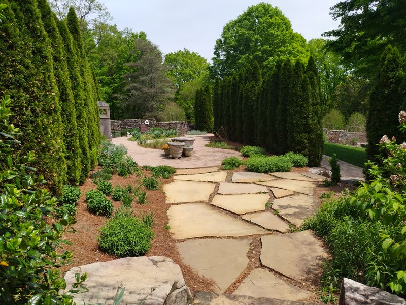 Knoxville Botanical Garden And Arboretum
