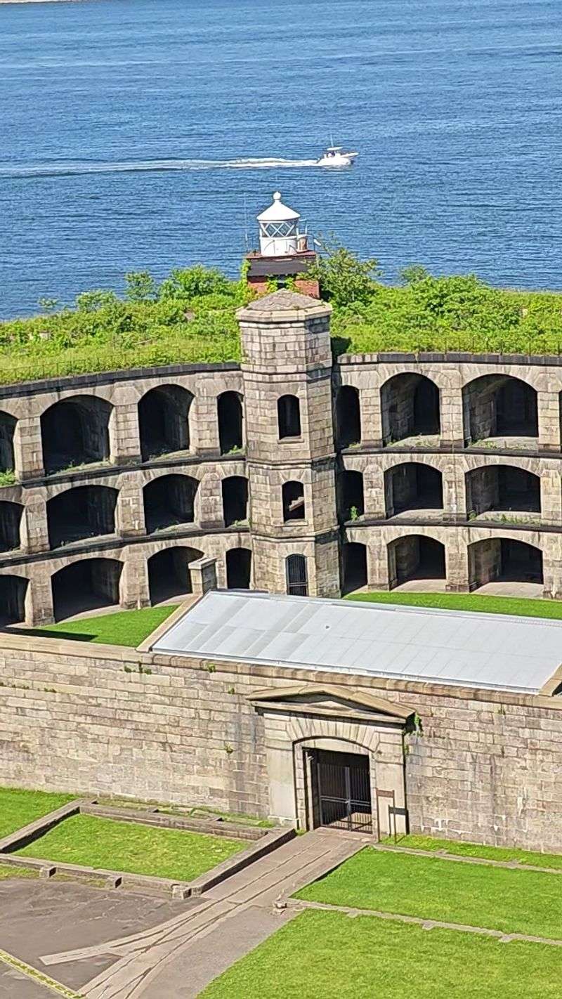 Battery Weed’s Reserved Grandeur