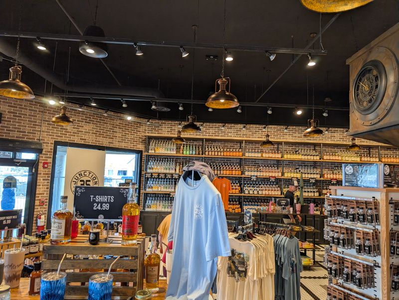 Service That Knows When To Step In