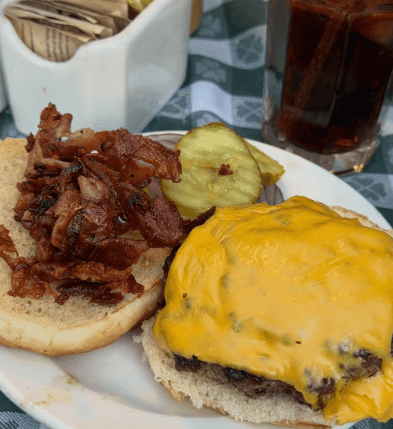 The Burger That Keeps Its Promises