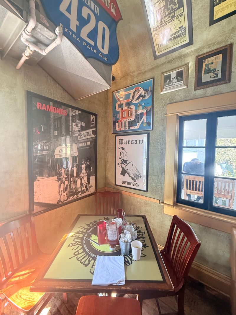 Comfort, Noise, And Lighting