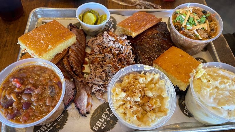 Pulled Pork Sandwich Vs Platter