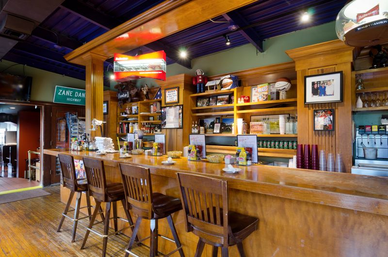 Practical Details For A Smooth Meal