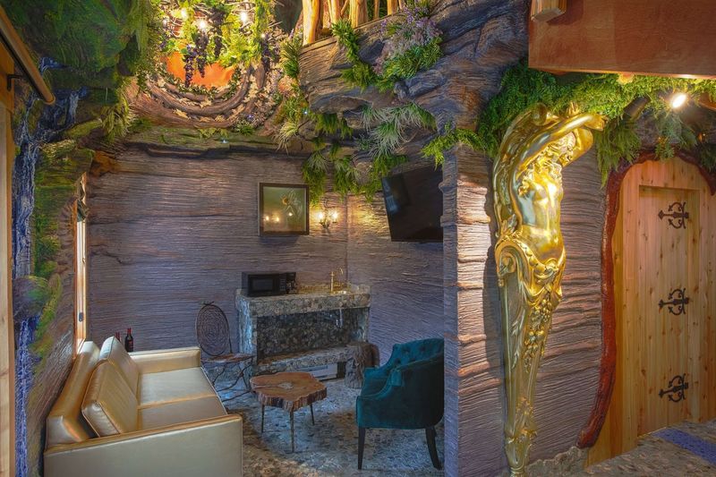 A Gilded Fairytale Where Mirrors Behave Like Portals