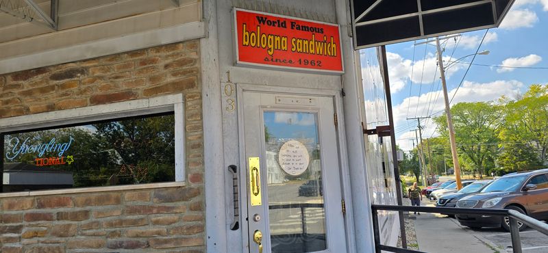 Travelers Say The Trip To Waldo Is Worth Every Mile