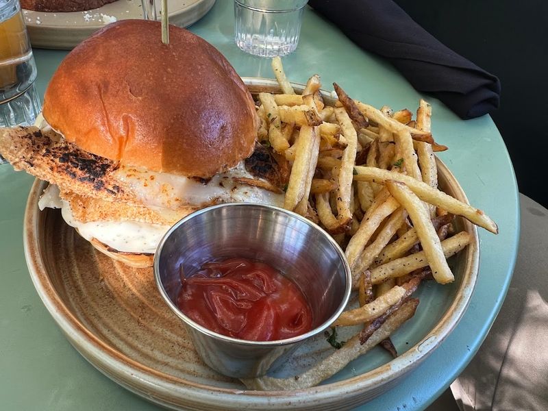 A French-Inspired Menu That Keeps Guests Coming Back