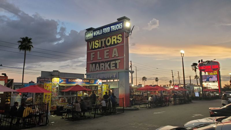 There Are Dozens Of Food Options Within Walking Distance