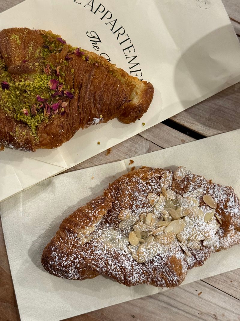 Almond And Chocolate Almond, For Lovers Of Layers