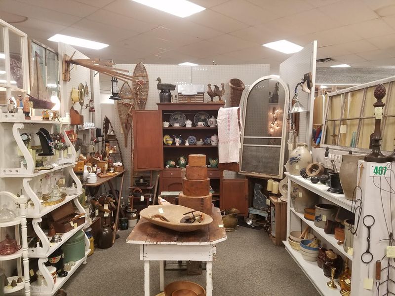 Ohio Valley Antique Mall (Fairfield)