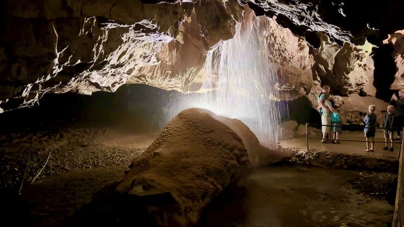 Tuckaleechee Caverns