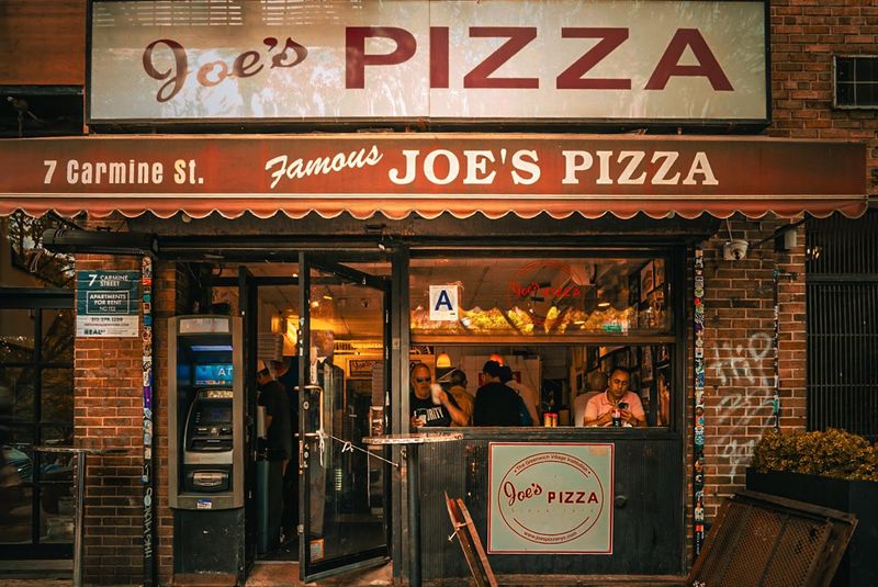 Joe's Pizza
