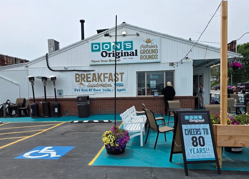 The Ground Steak Burger That Rochester Cannot Stop Talking About