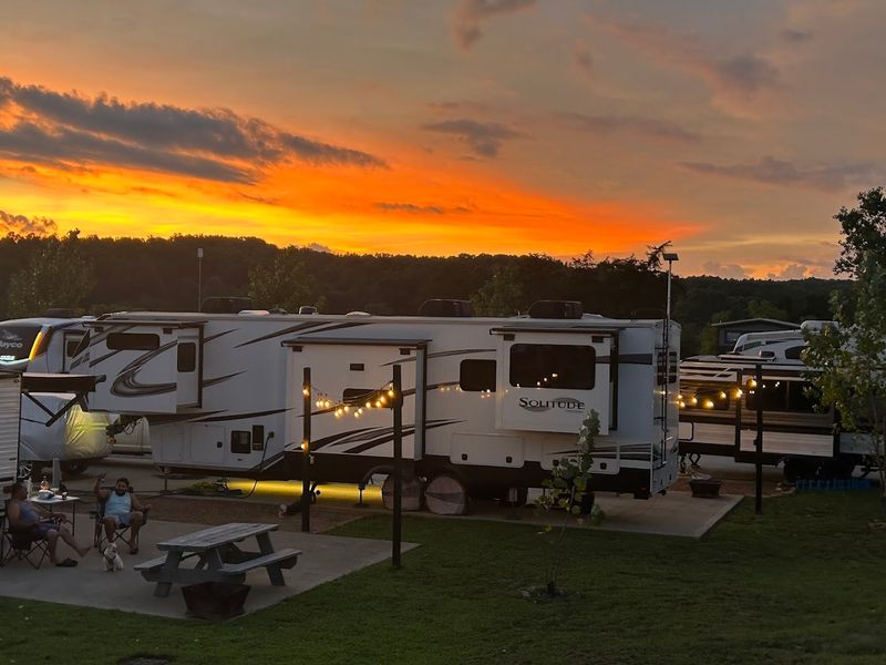 Clean Facilities And Well-Maintained Grounds Throughout The Property