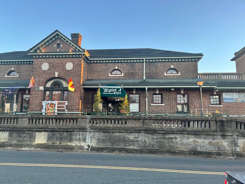 A Unique Restaurant Set In A Piece Of Railroad History