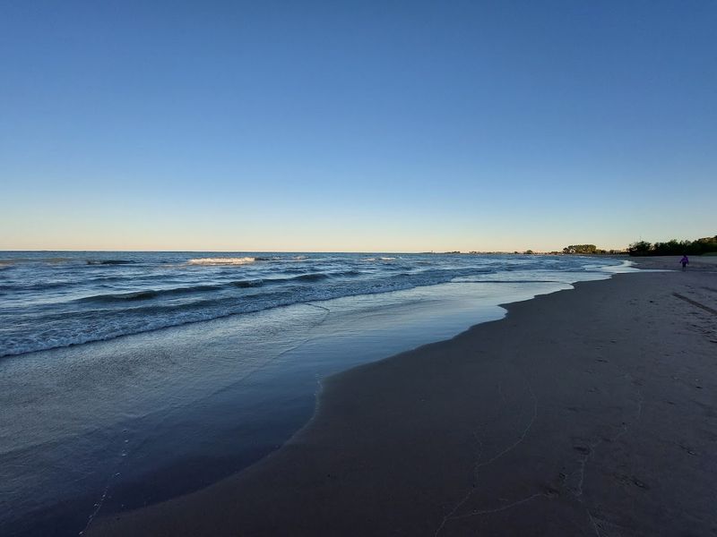 A Scenic Setting That Feels Far From An Inland Lake