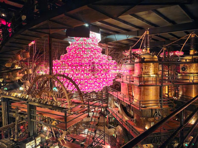 Massive Musical Machines That Fill Entire Rooms