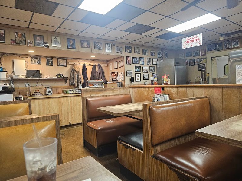 The Retro Atmosphere That Keeps Guests Talking