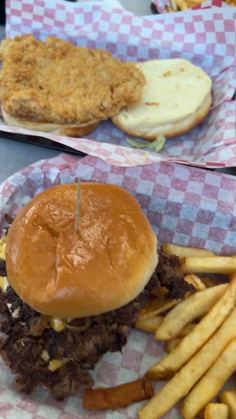 What Makes This Cheeseburger Stand Out