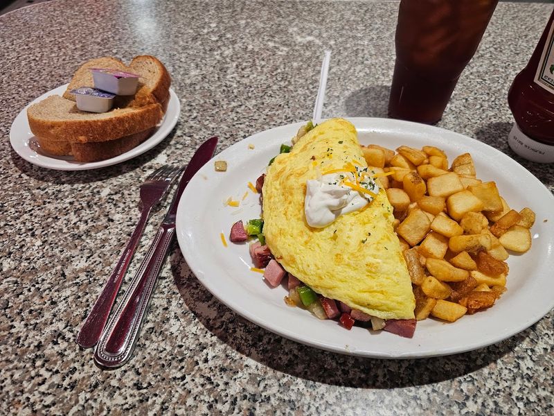 Breakfast Served All Day For Hungry Diners