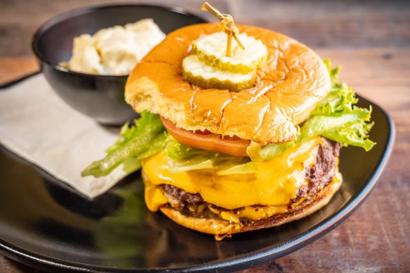 Why Locals And Travelers Both Keep Returning To This Tennessee Spot