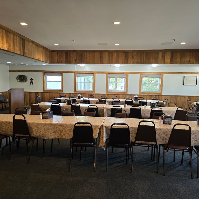 Perfect For Family Gatherings, Special Occasions, And Group Dining