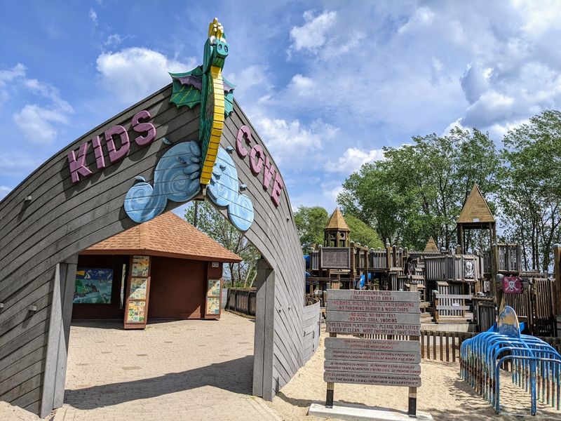 On-Site Amenities Make It Easy To Spend The Whole Day