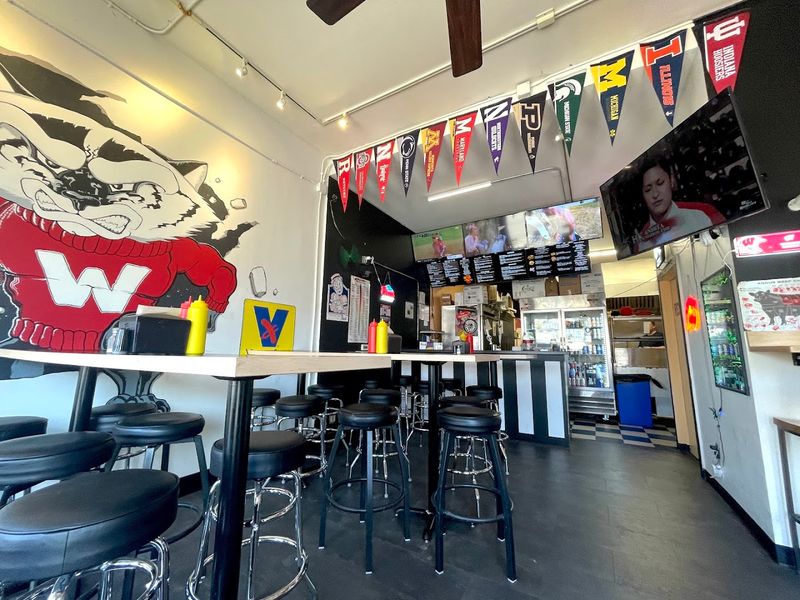 Old-School Fast Food With A Nostalgic Feel