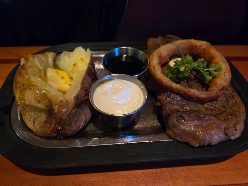 A Steakhouse Tradition That Still Draws Road-Tripping Food Lovers