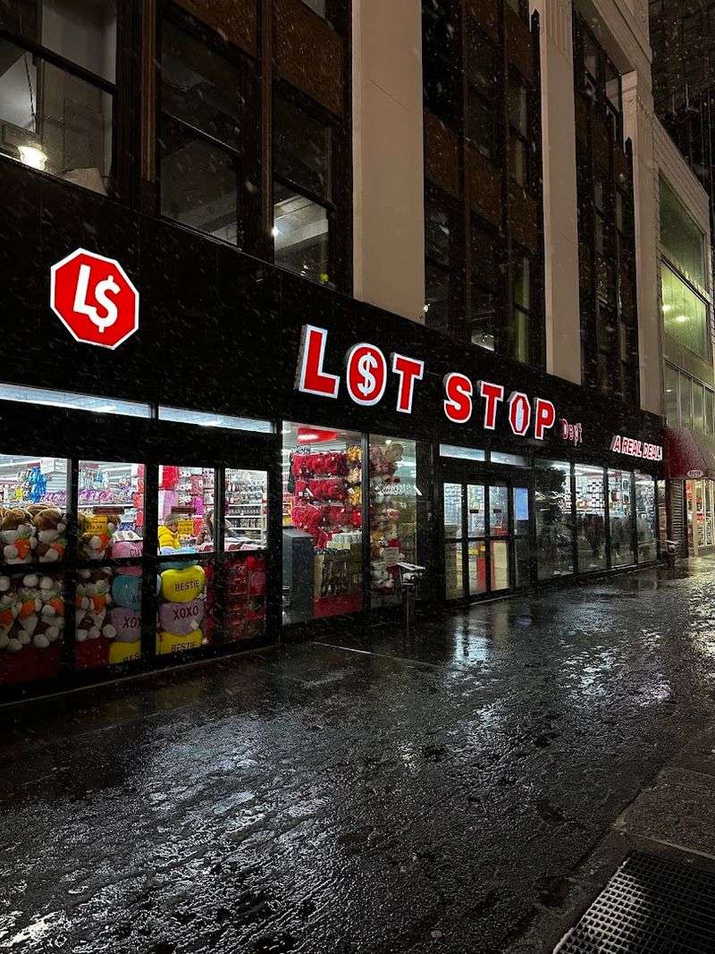Where Lot Stop Department Lives In The City
