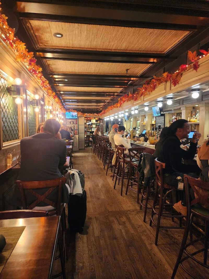 Maggie's Place New York: Fifty Years Of Feeding The City Right