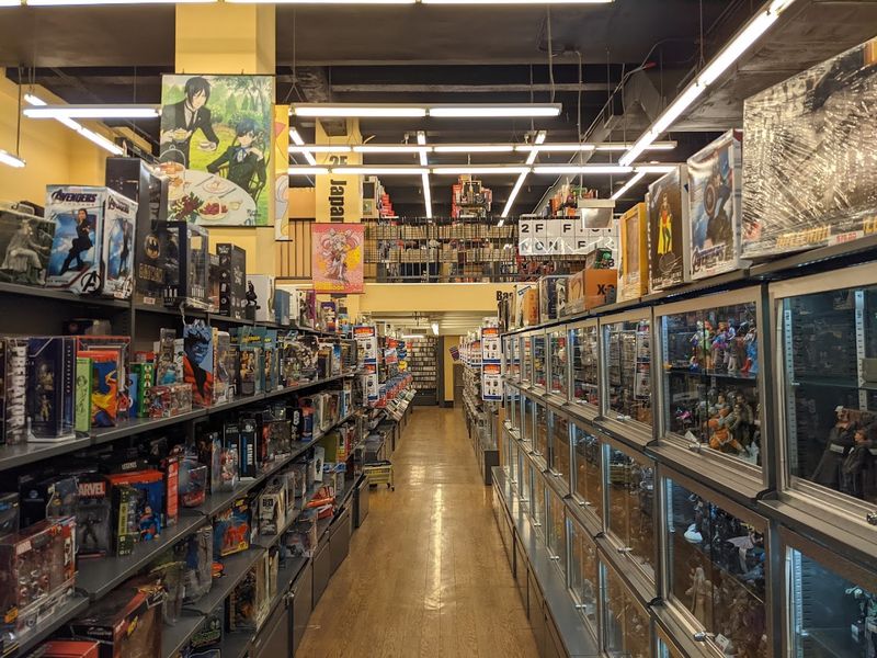 BookOff New York And The Scale That Catches Everyone Off Guard