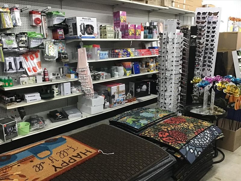 Why Shoppers Travel Across Kentucky To Visit