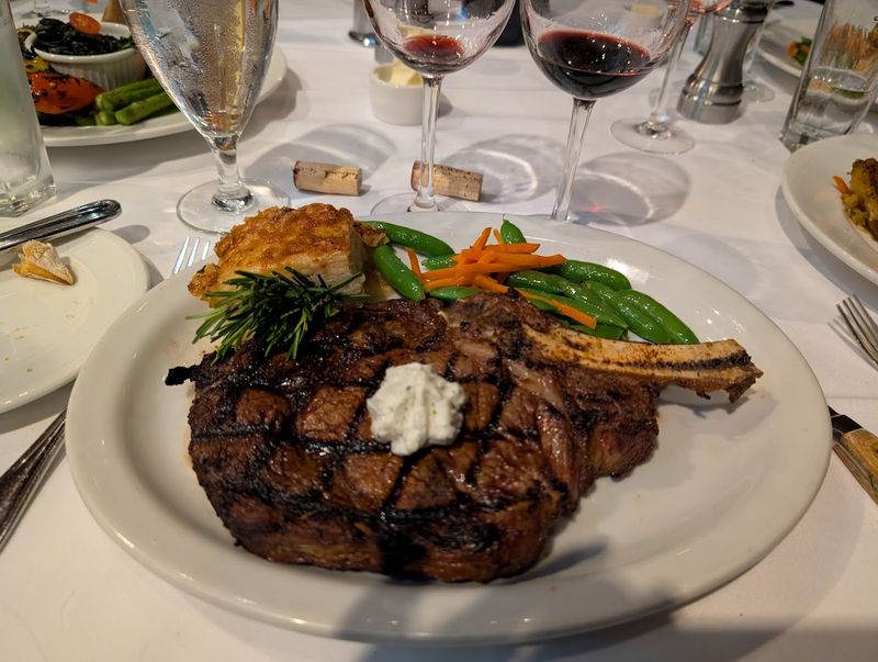 A Steakhouse That Balances Tradition With Modern Expectations