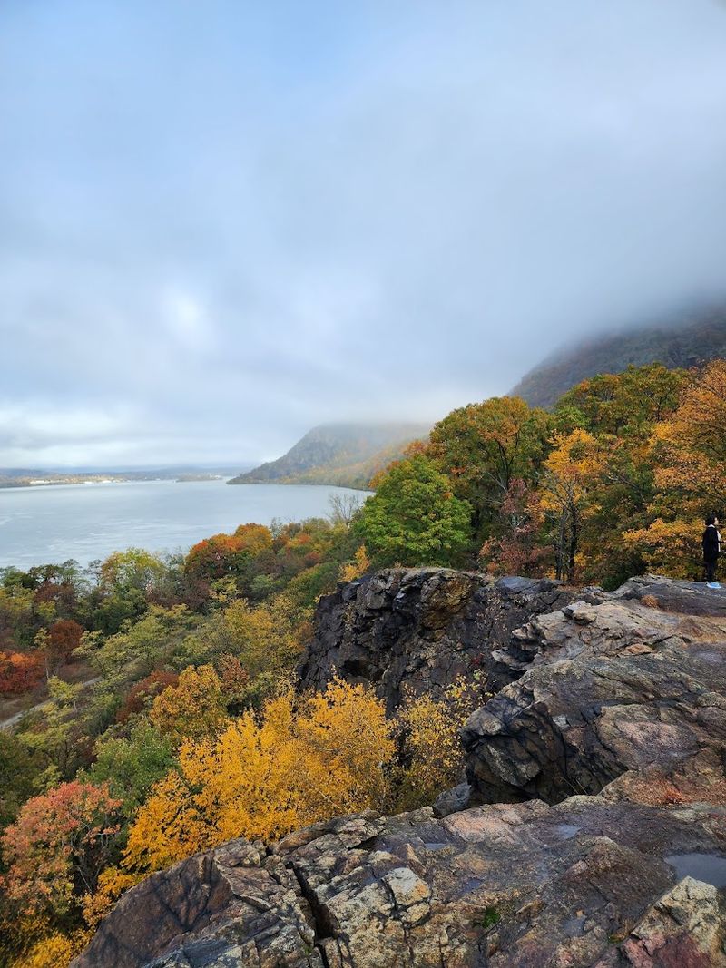 Little Stony Point: The Trail That Punches Above Its Weight