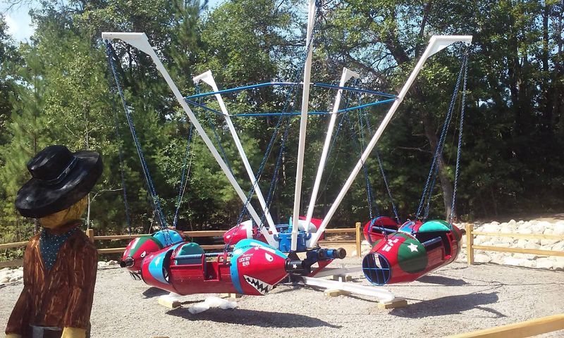 A Nostalgic Roadside Stop That Feels Like Summer