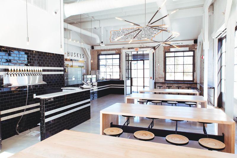 Slim & Husky's Pizza Beeria, Nashville