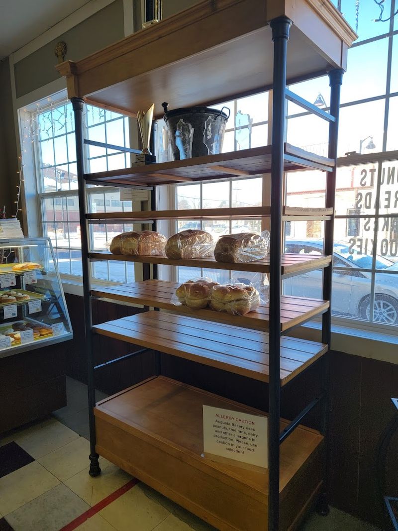 Local Country Stores Known For Fresh Baked Goods