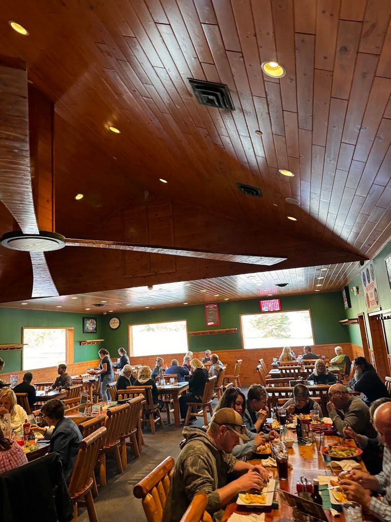 A Rustic Smokehouse Atmosphere That Feels Relaxed And Welcoming