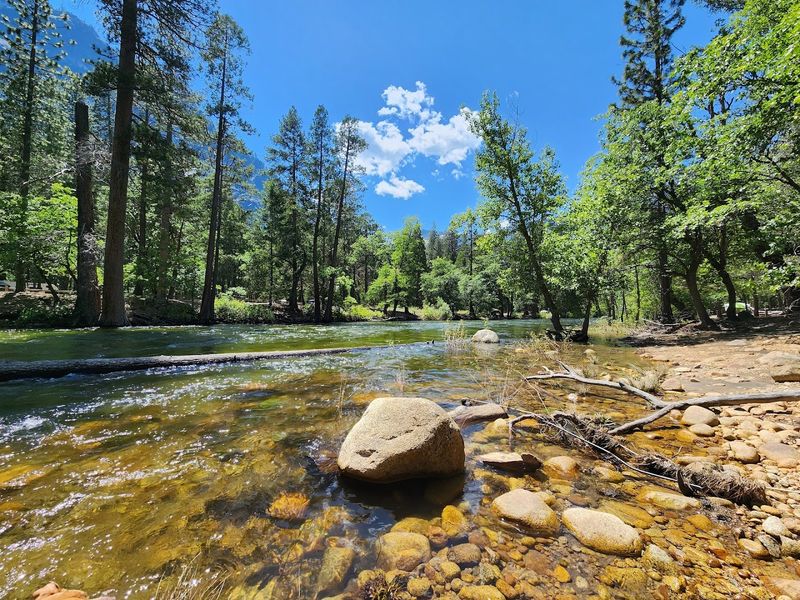 Easy Access To Yosemite Valley Hiking Trails