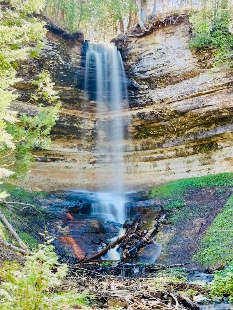 Munising Falls