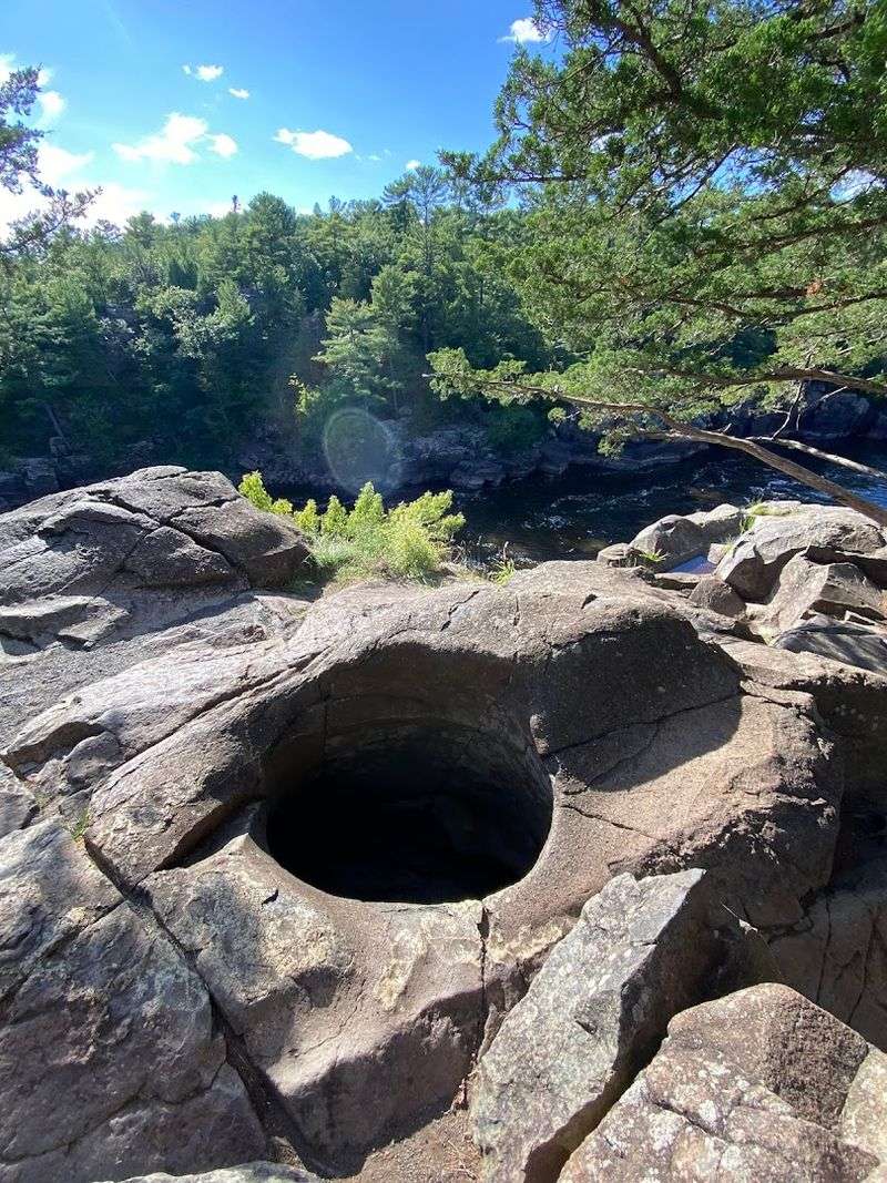 Ice Age Trail Western Terminus (Interstate State Park)