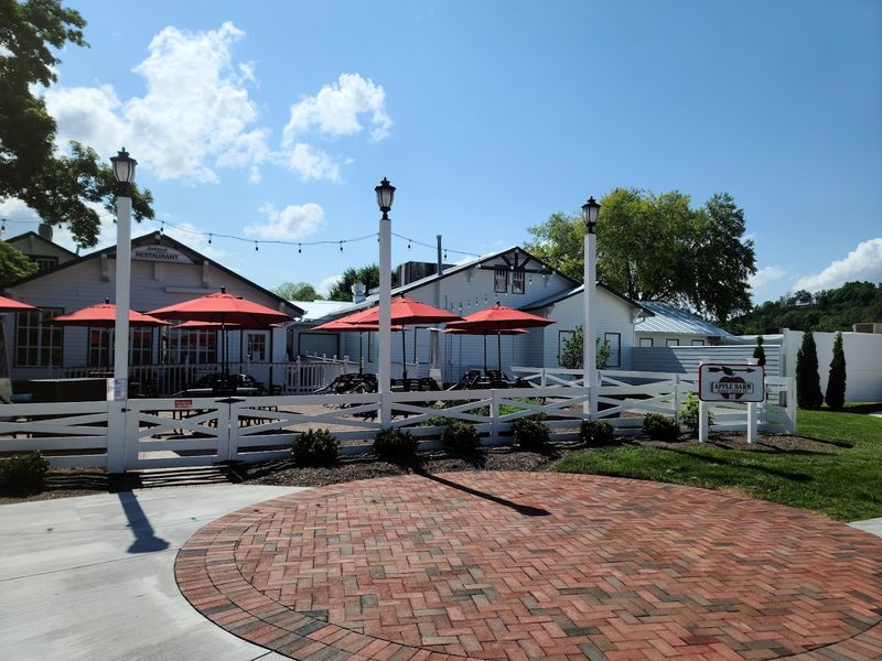 The Signature Apple Mint Julep That Surprises First-Timers