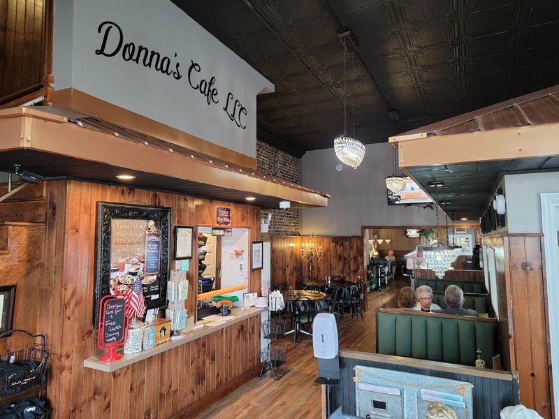 An Atmosphere Built On Warmth And Small-Town Hospitality