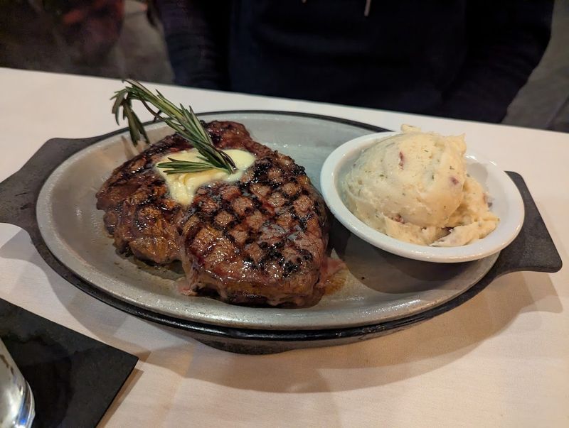 Nightingale Supper Club (Sturgeon Bay)