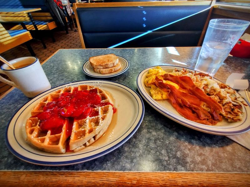 Breakfast Plates That Are Generous And Filling