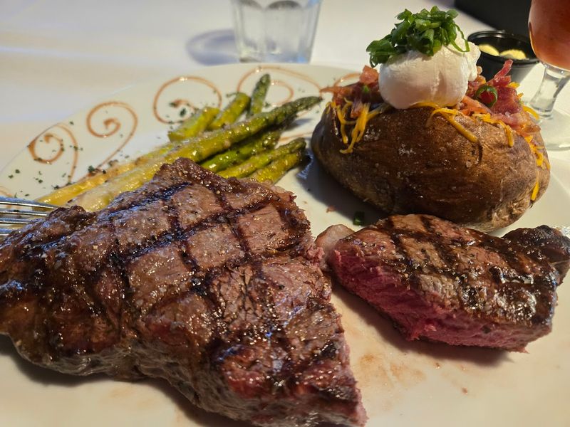 Lahody's Trust Your Butcher Steakhouse (Muncie)