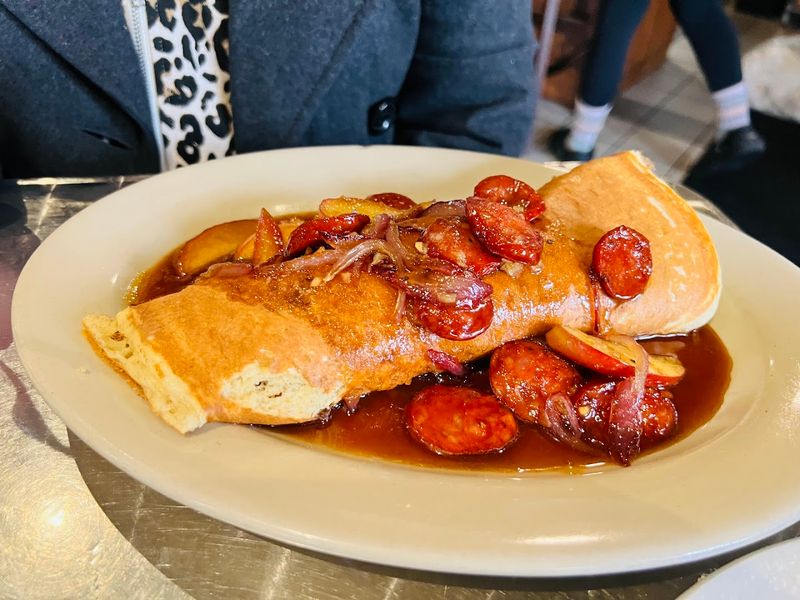 A Downtown Columbia Location That Keeps The Restaurant Busy