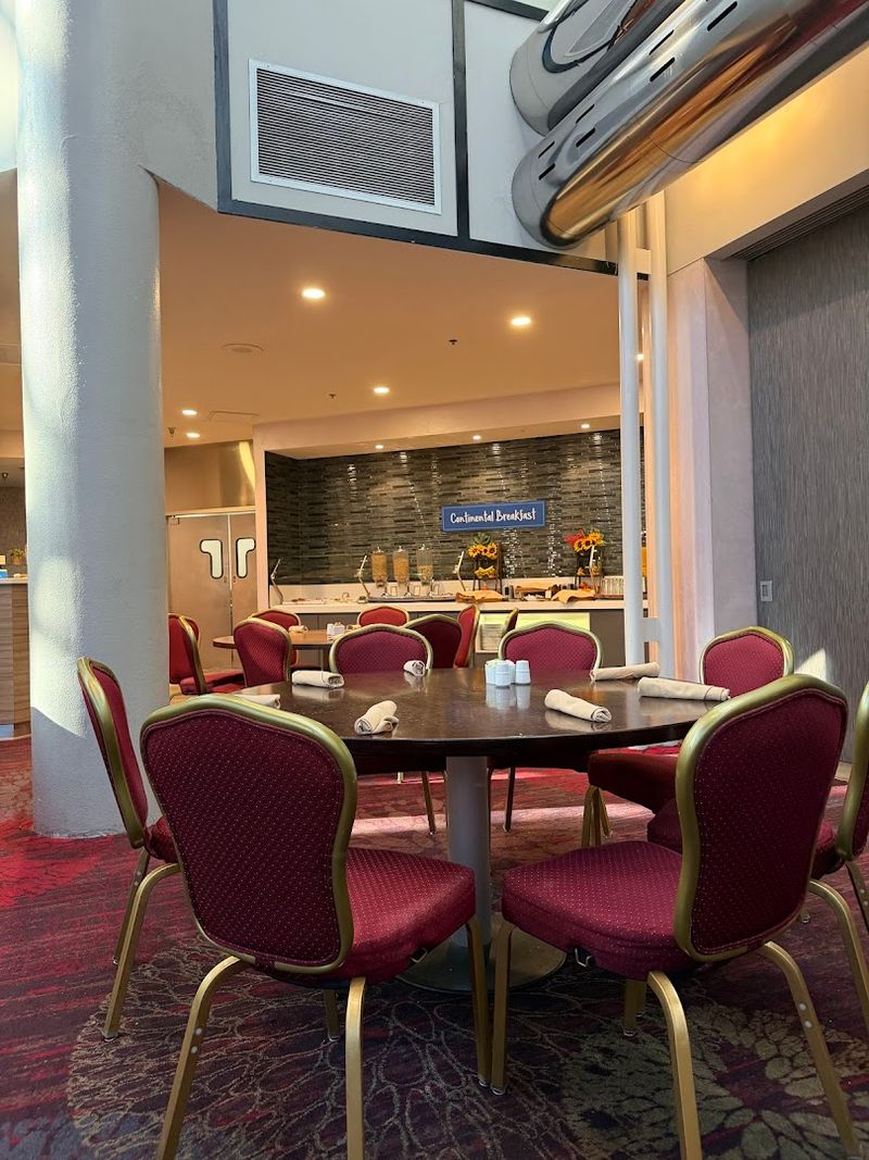 What To Expect At Cafe Sierra: Flavor And Atmosphere