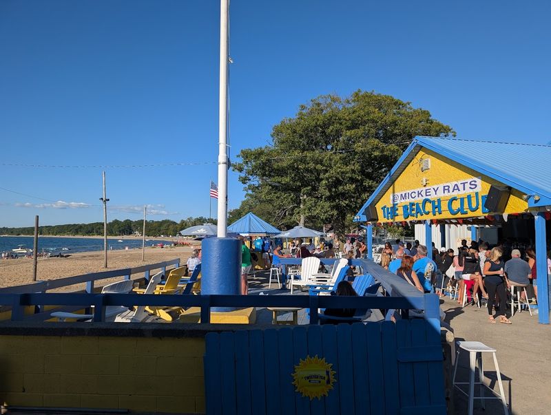 Mickey Rats Beach Club (Angola)