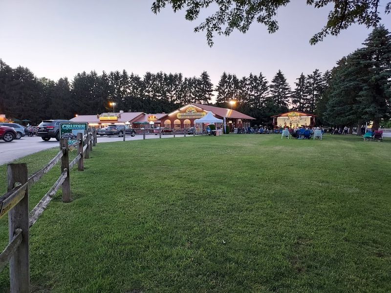 Silver Lake Twin Drive-In And The Movies Under Open Sky